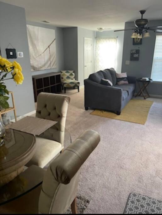 Beautiful Private Home Near Ft Jackson, Starbucks, Shopping And Dining! Columbia Exterior foto